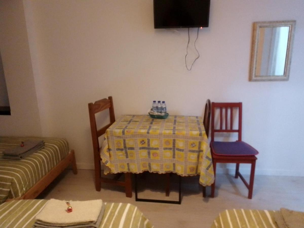 Guesthouse Marialva Park Corroios Zewnętrze zdjęcie